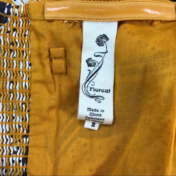 Anthropology Brand "Floreat" Strapless Top. - Picture 5 of 8